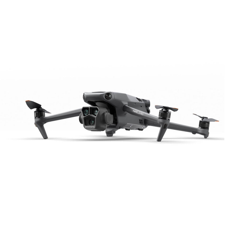 DJI Mavic 3 Pro（DJI RC 遙控器）